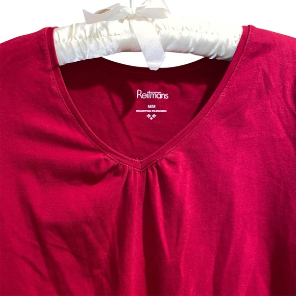 Reitmans Deep Red V-Neck Long Sleeve Top - Picture 2 of 8